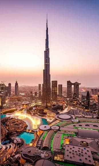 Dubai, UAE travel frame
